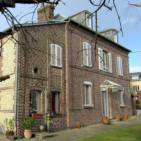ベッド・アンド・ブレックファスト Le Clos De Louise